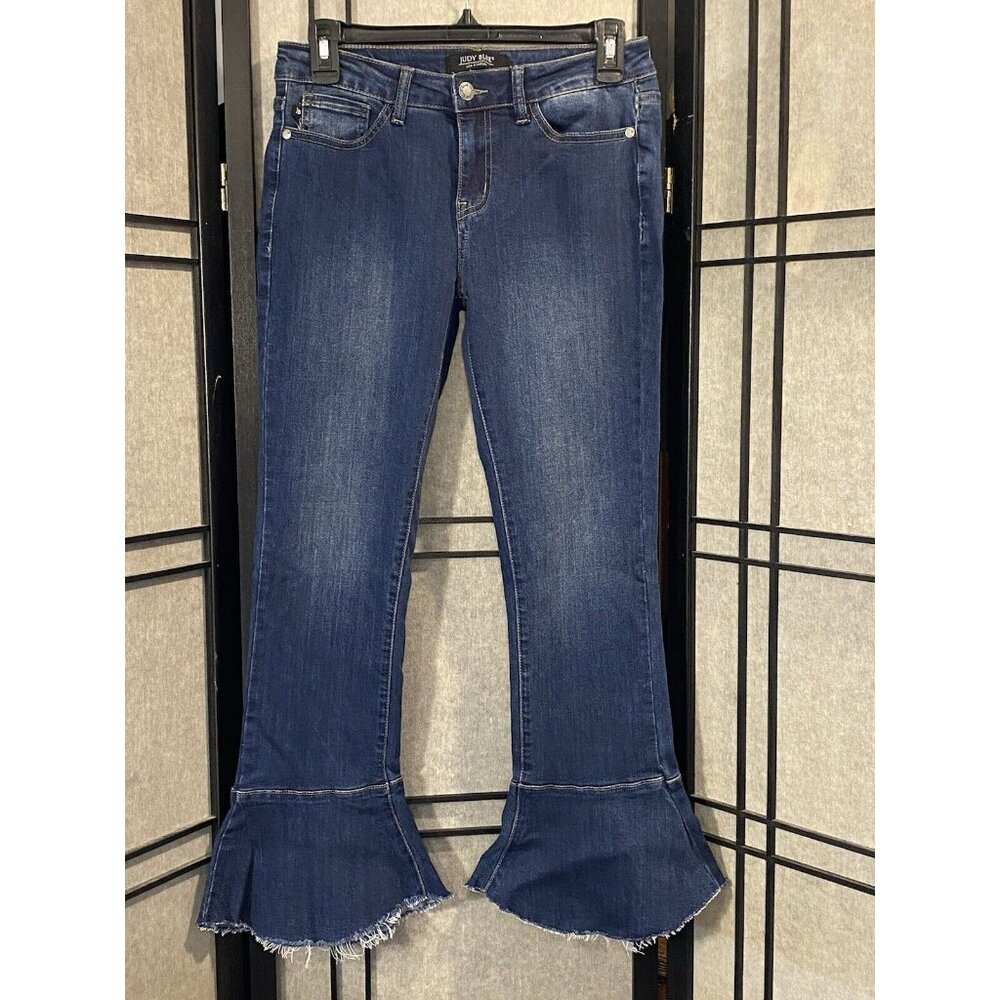 Judy Blue Crop Flared Fit Size 5 / 27 JB8440 Raw Hem Stretch Stylish Comfort